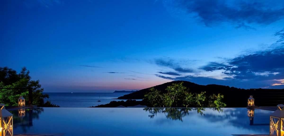 Villa Ioli- Beachfront Luxury Residence Igoumenitsa Exterior photo